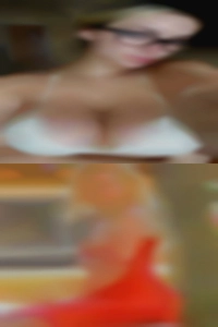 Long tongue naked free sex girls.